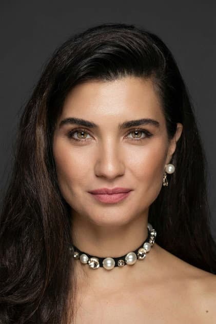 Tuba Büyüküstün