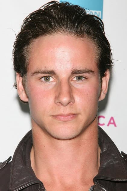 Kelly Blatz