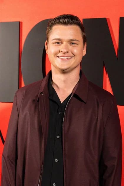 Cooper Tomlinson