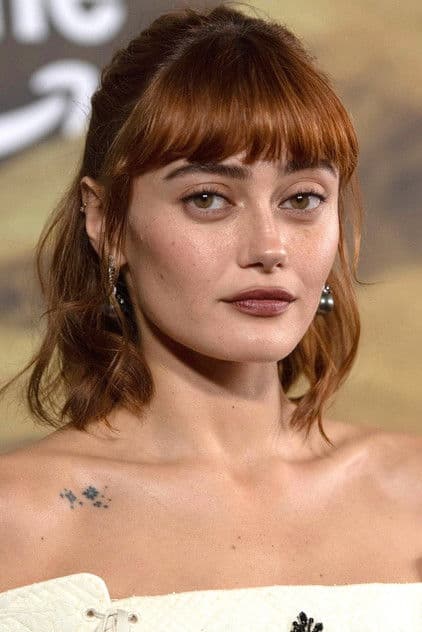 Ella Purnell
