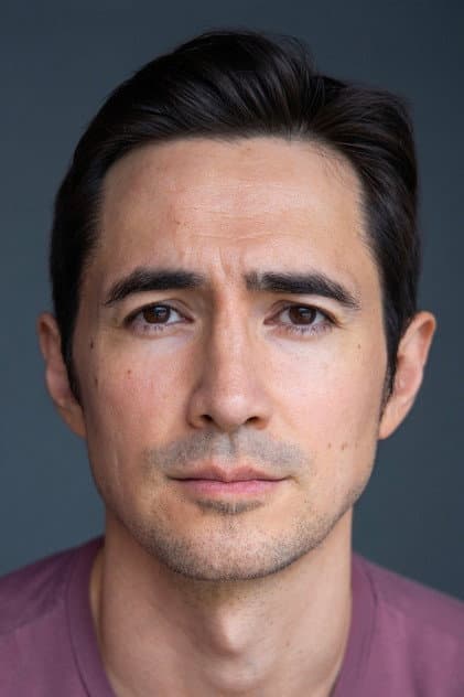 Alex Wyndham