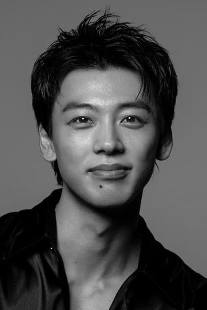 Ryoma Takeuchi